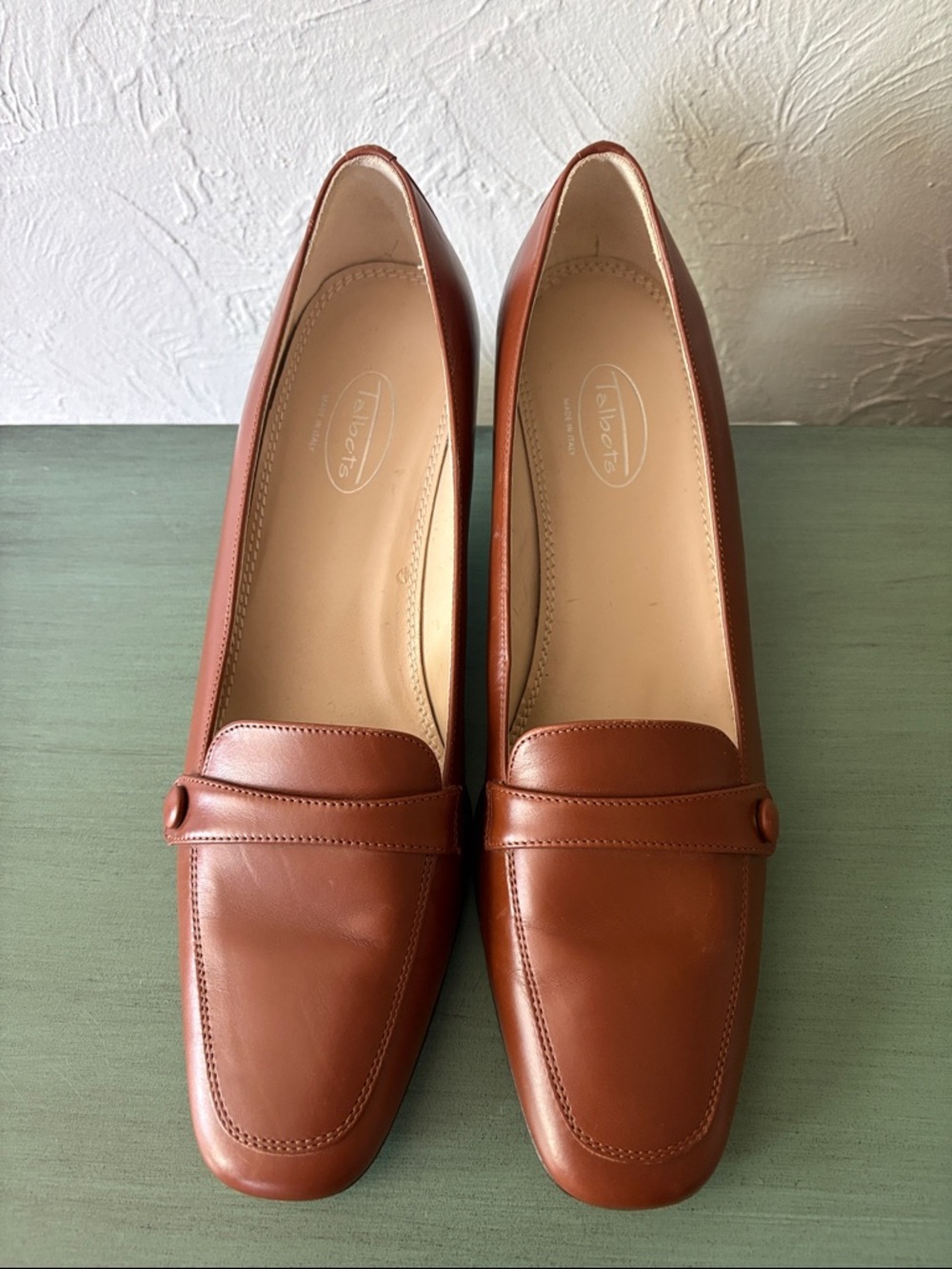 Talbots Women's Brown Leather Classic Pumps, Size 9 Narrow
